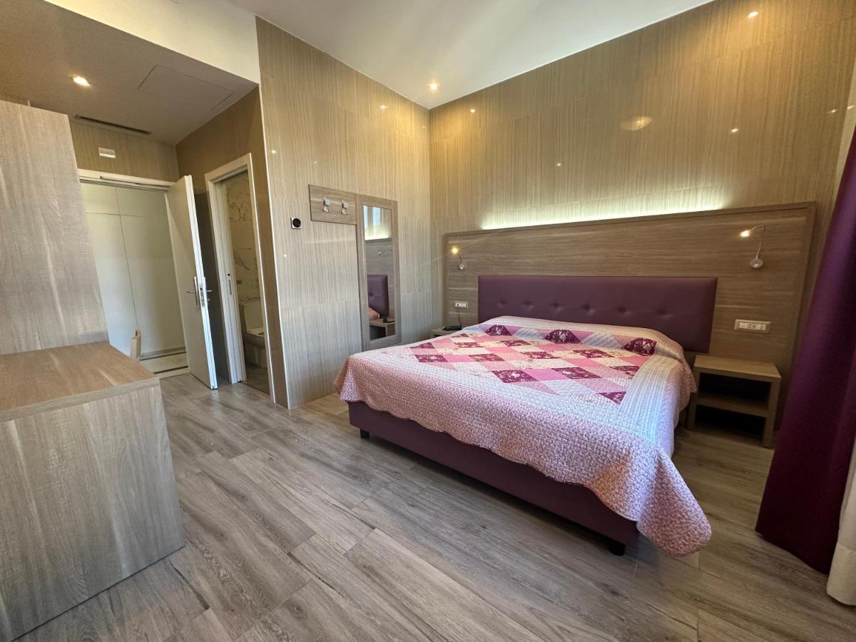 Hotel Midway Милан Экстерьер фото