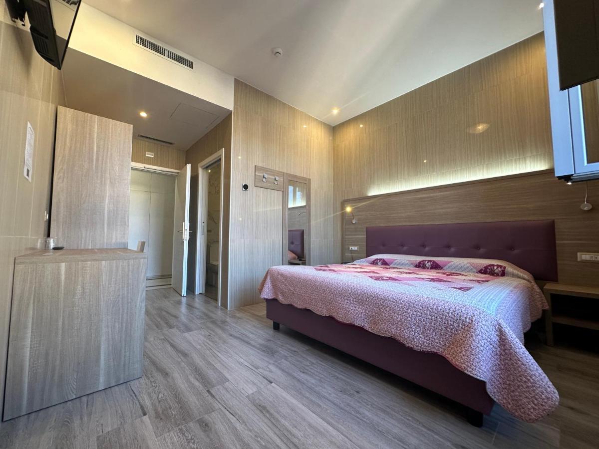 Hotel Midway Милан Экстерьер фото