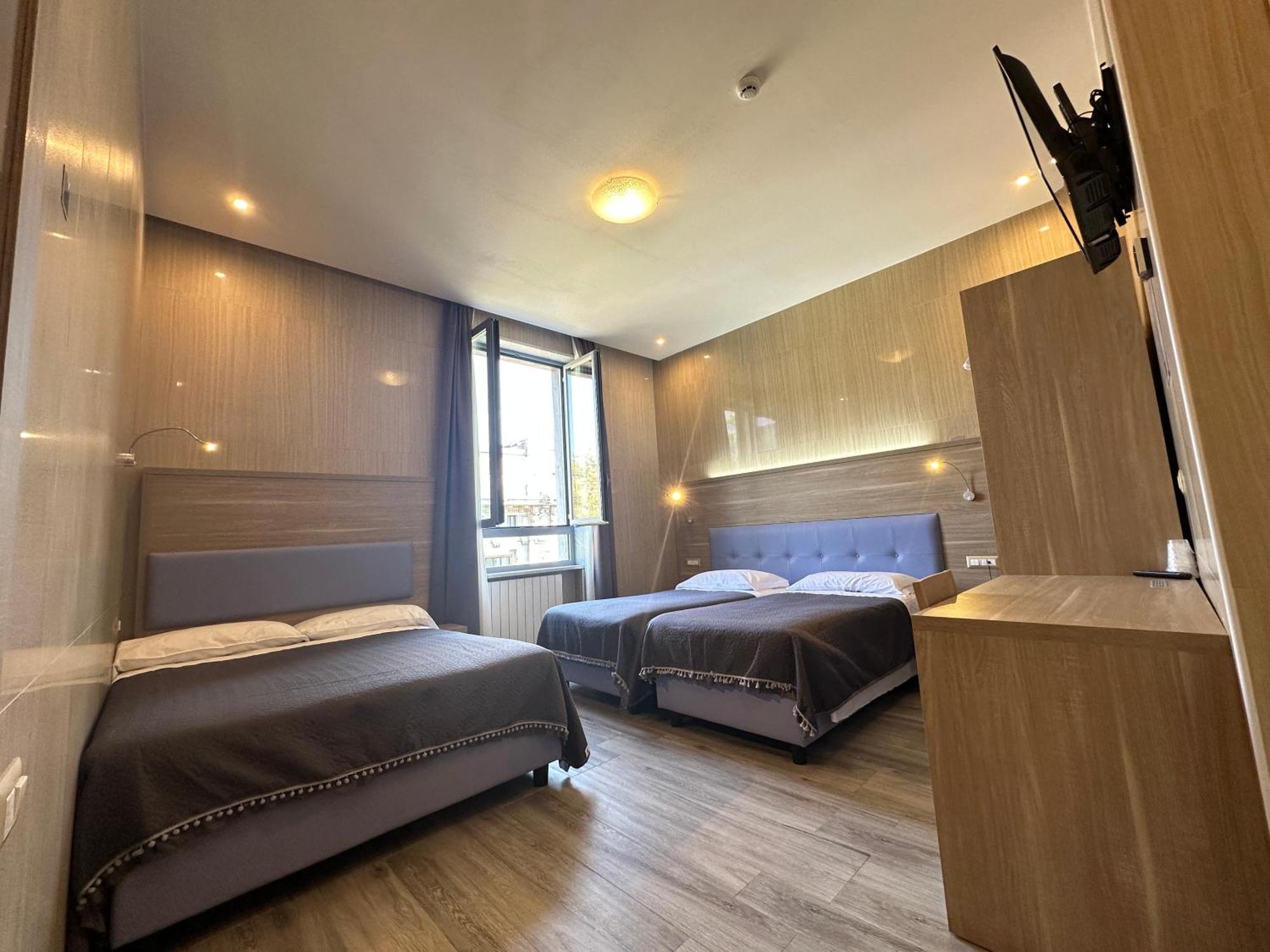Hotel Midway Милан Экстерьер фото